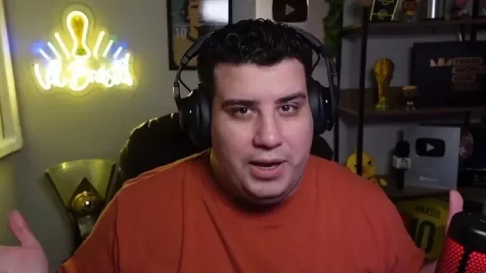 Dedeco: youtuber morre aos 33 e deixa esposa grávida