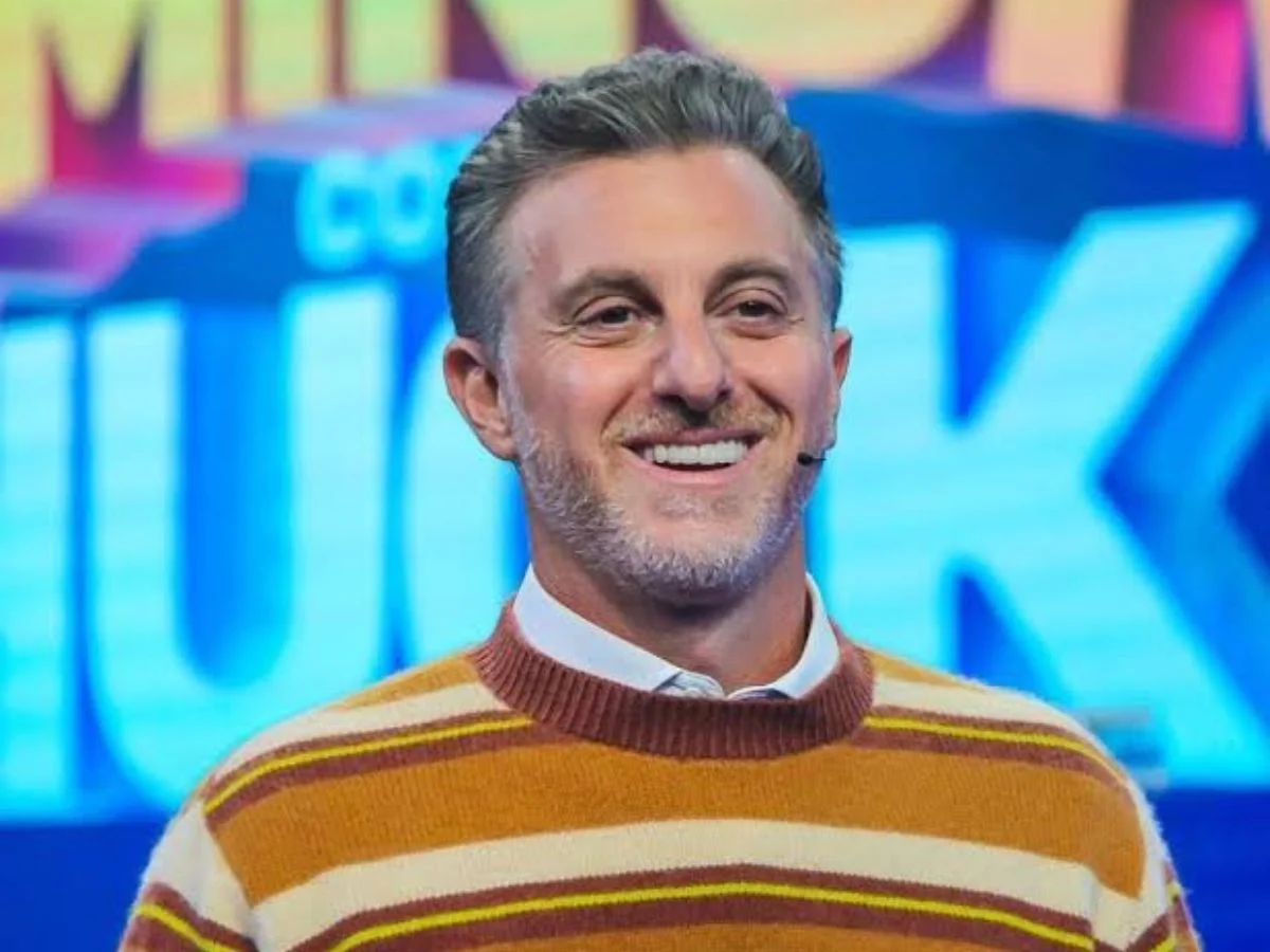 Huck reage a trecho viral e reafirma apoio à proteção social