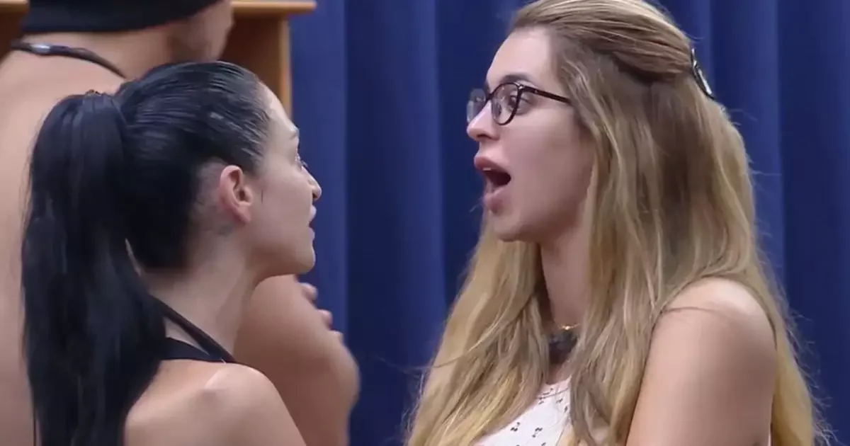 A Fazenda 18: Ariela, Mônica e Maíra trocam xingamentos após punição