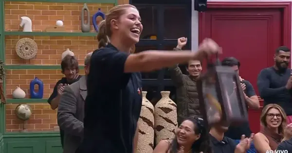 A Fazenda: Eduarda Braum conquista o lampião e segura vantagem na roça