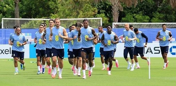 Alerta de tornado prende seleção da Inglaterra em hotel