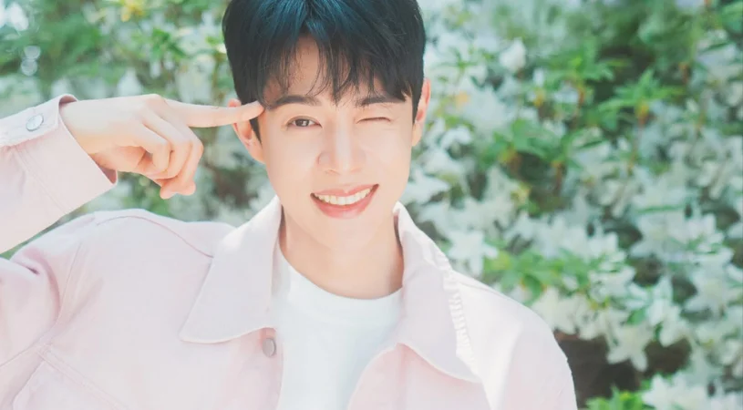 Alexander (ex-U-KISS) conquista licença nacional em dermatologia