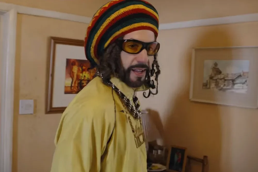 Ali G volta com trailer e marca estreia de Sacha Baron Cohen