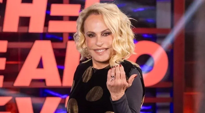 Ana Maria Braga: internada para exames e volta ao Mais Você