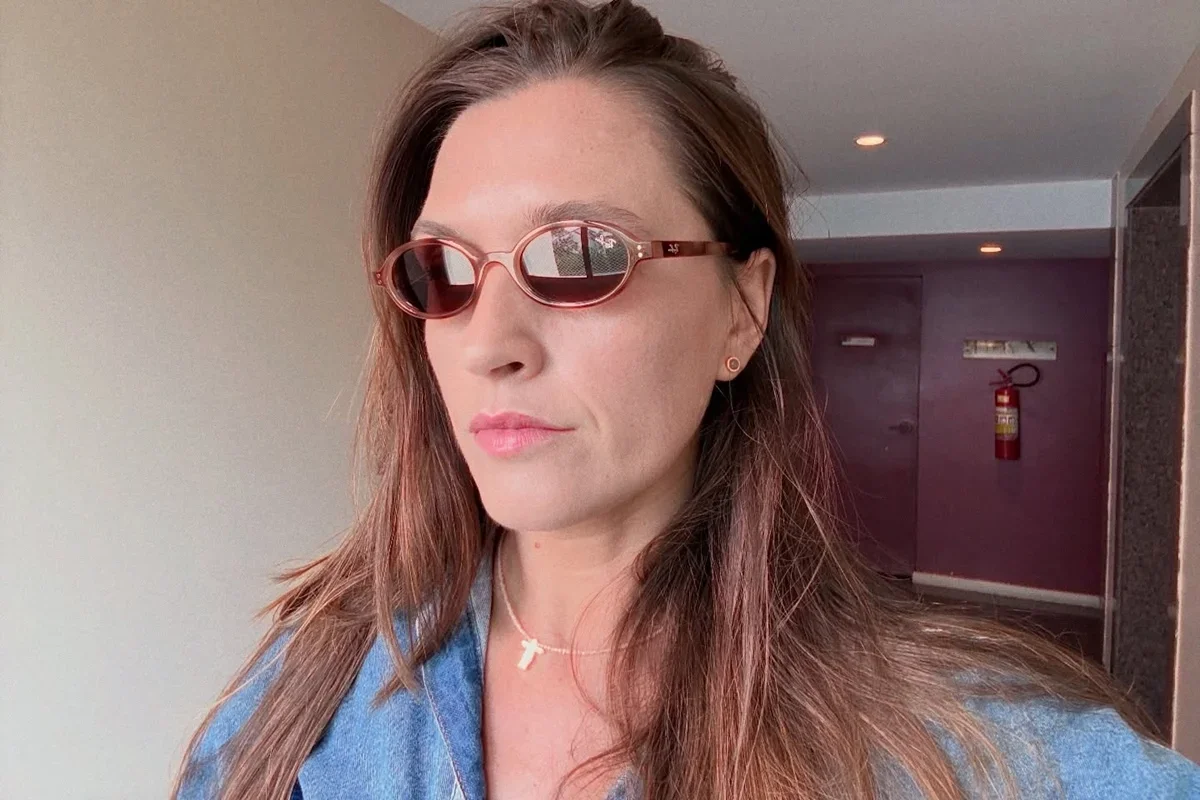 Ana Thaís Matos rebate críticas por ironia a Neymar