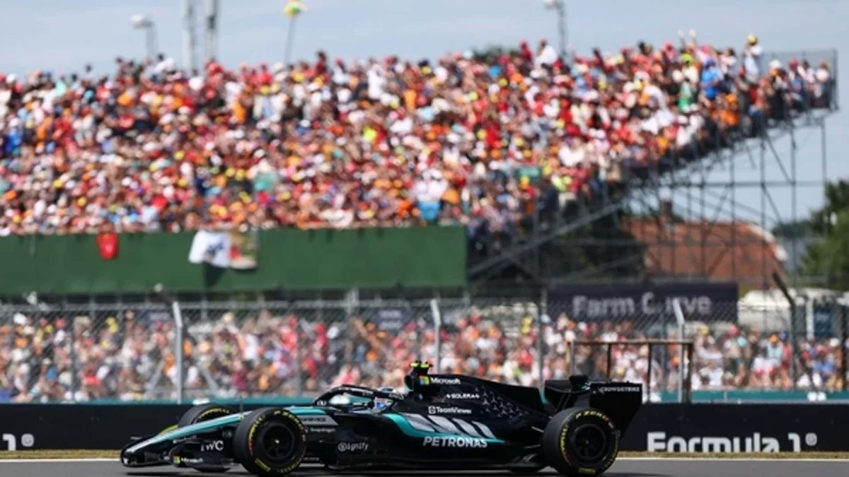 Antonelli crava pole em Silverstone com 1m28s111