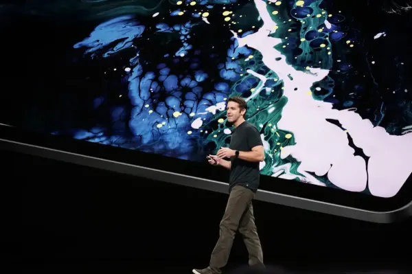 Apple: iPhone dobrável estreia e marca a era Ternus