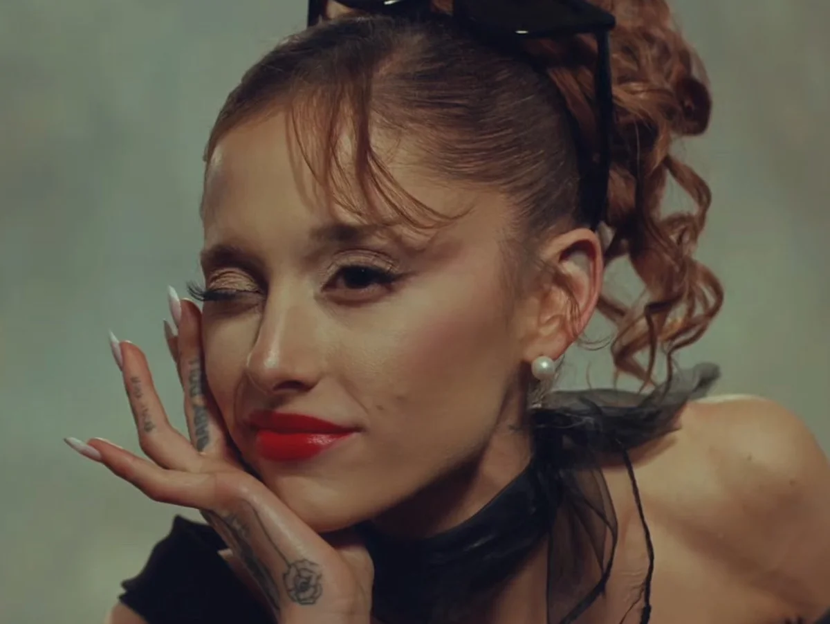 Ariana Grande lidera ranking global do Spotify por três dias