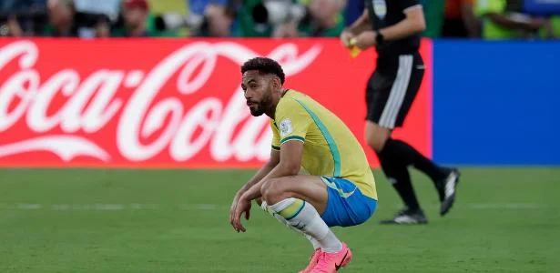 Arnaldo Ribeiro chama seleção de 'desastre' e cobra Ancelotti