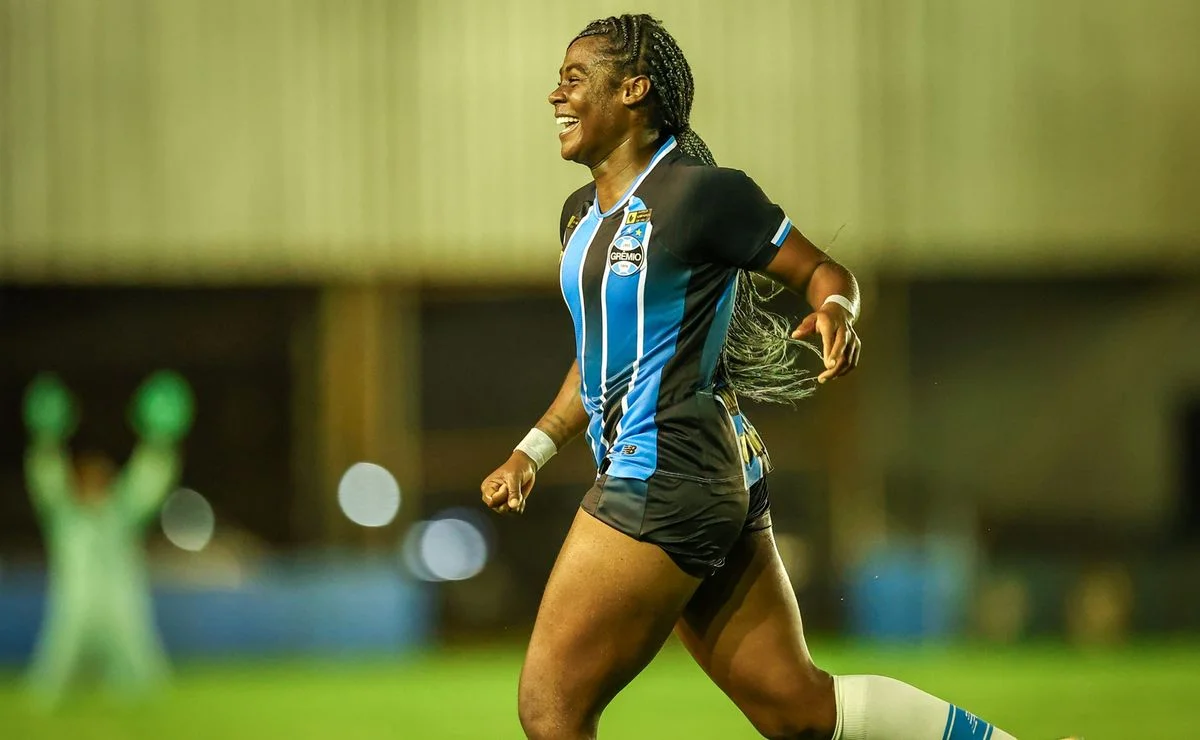 Mayerli Rodríguez lidera Equador em busca da repescagem