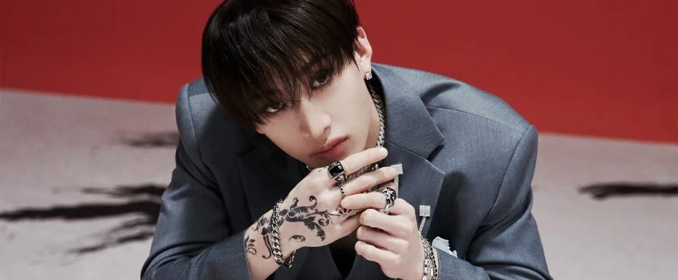 Bang Chan doa R$ 1,2 milhão e distribui entre 3 ONGs