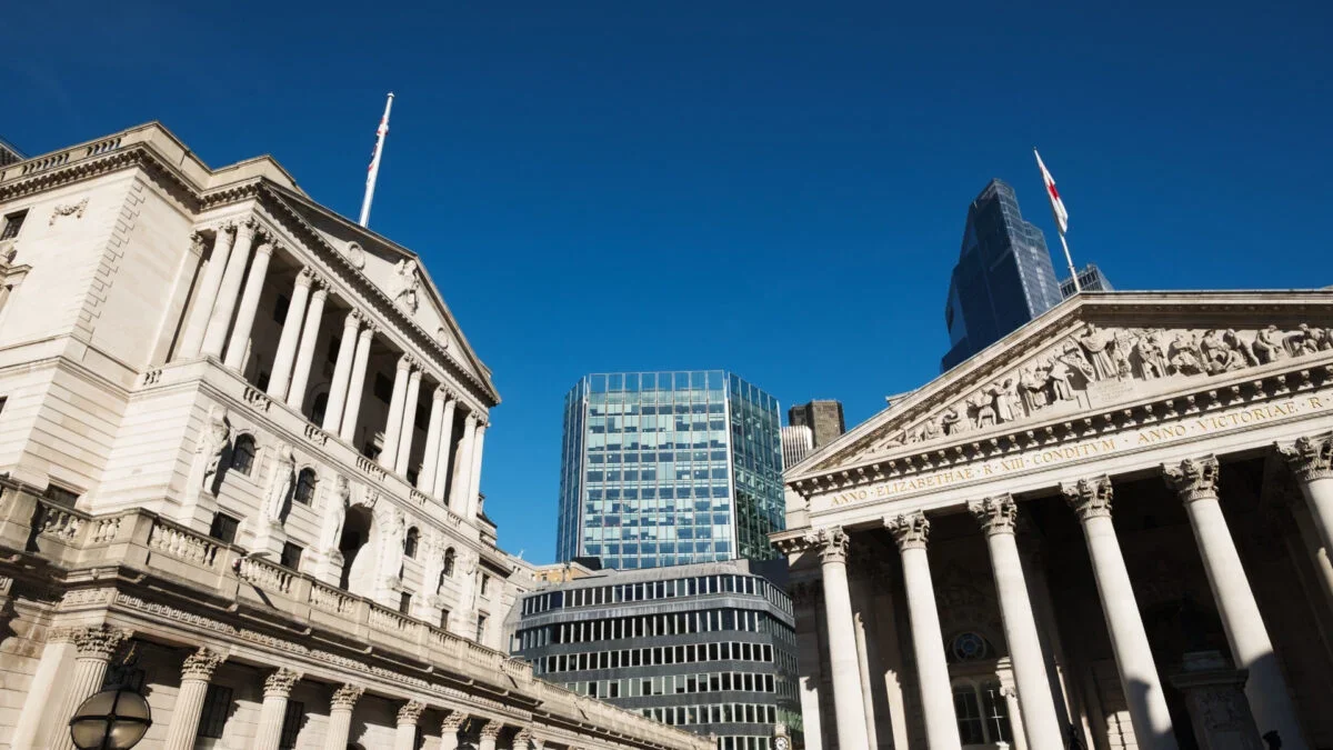 Bank of England: IA pode desencadear choque financeiro transfronteiriço