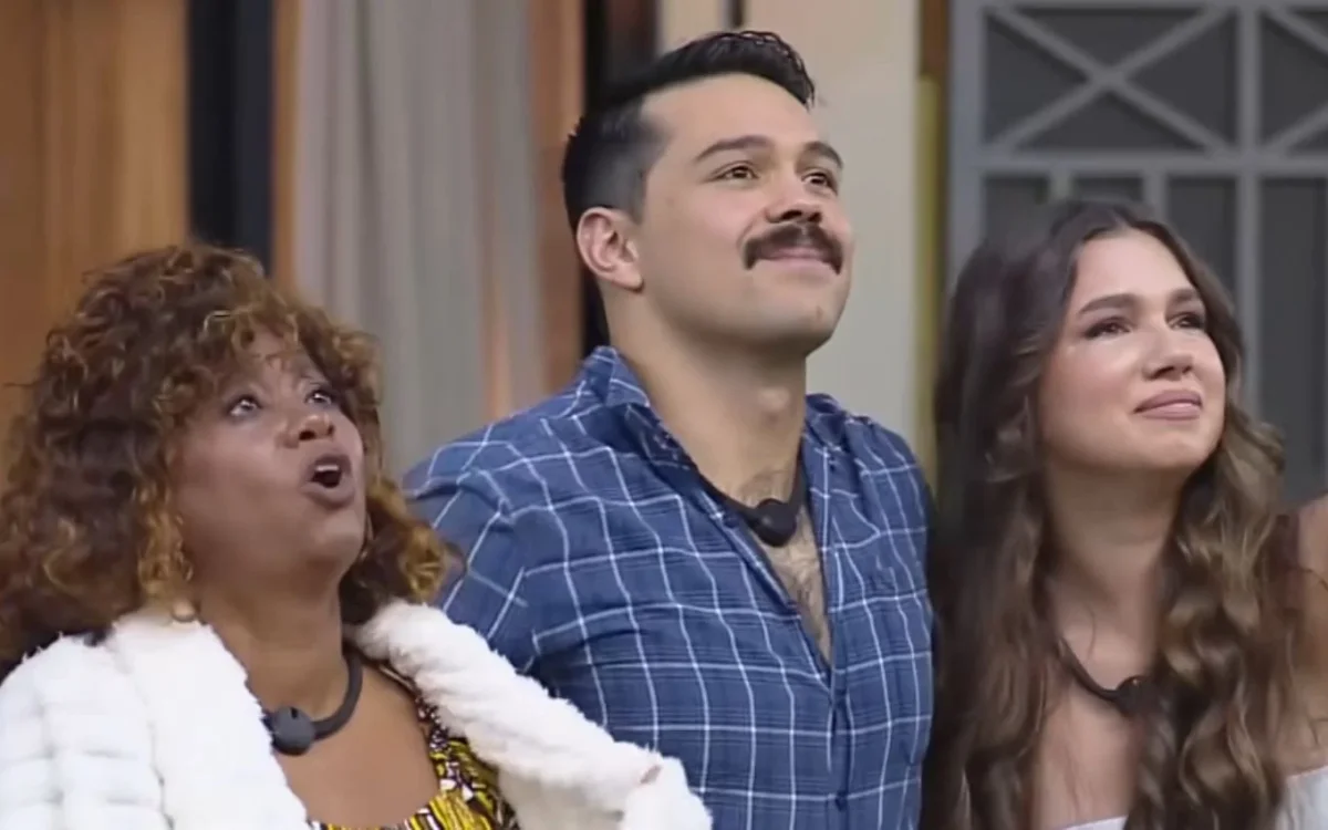 Bianca lidera enquete, Sheila domina votação agregada