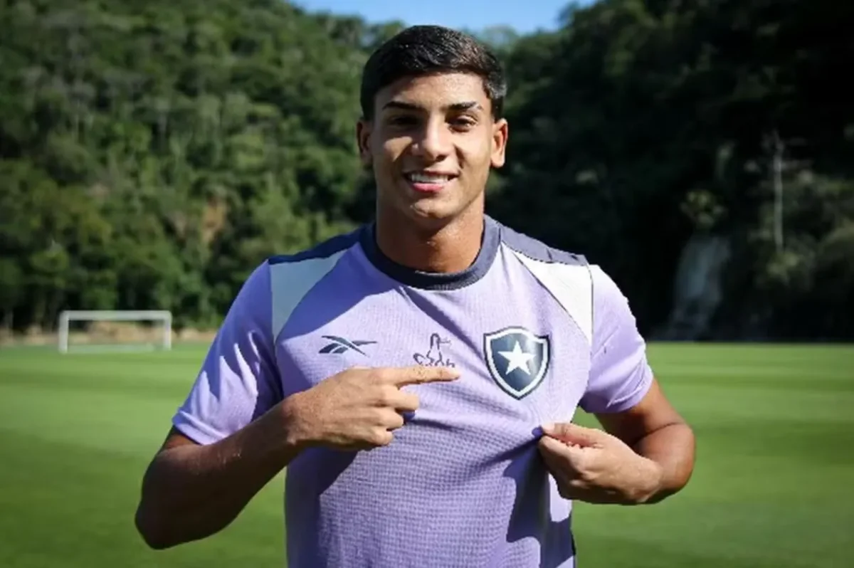 Botafogo mantém Kadu após acordo que envolve R$ 5 milhões