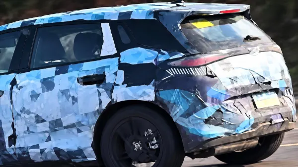 BYD Dolphin GT: híbrido plug-in com 212 cv e preço até R$ 180 mil