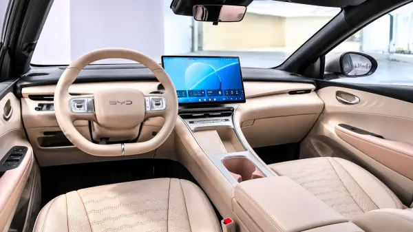 BYD Seagull volta maior e com 129 cv para enfrentar Geely EX2