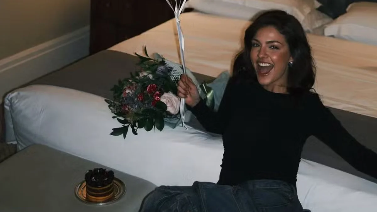 Caio Castro declara amor a Vitória Bohn no aniversário de 25 anos