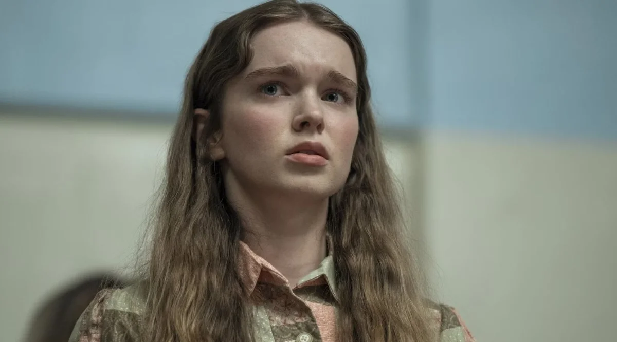 Carrie: trailer do Prime Video revela Margaret White começando pela proteção à filha