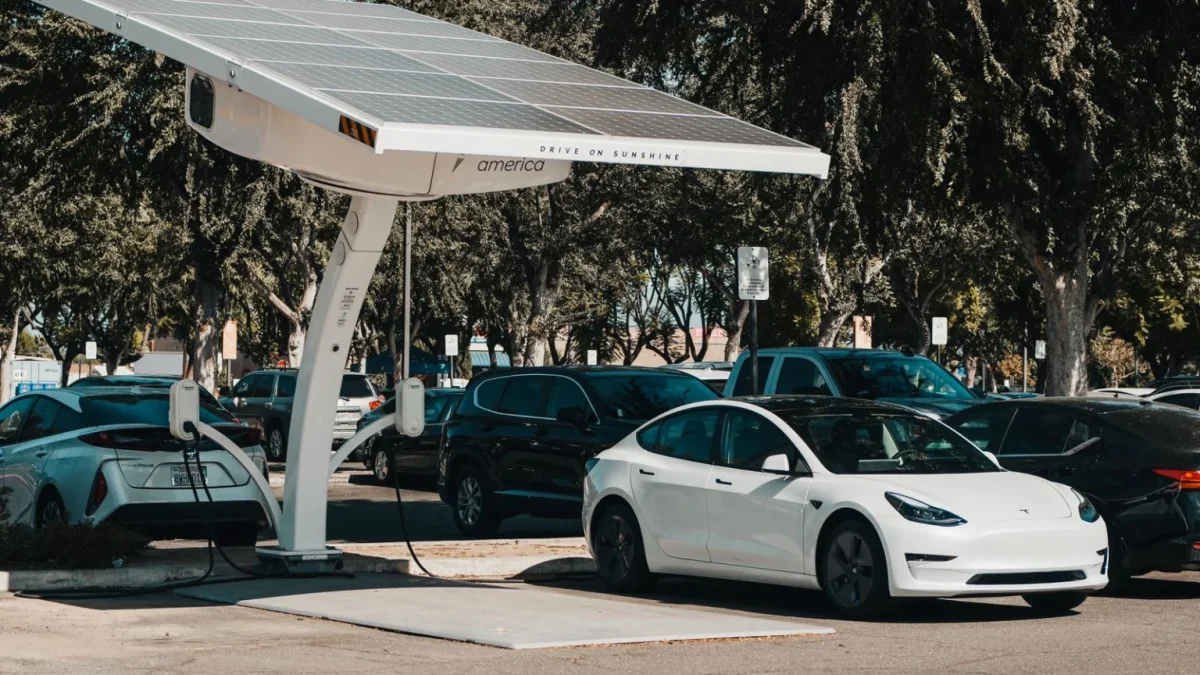 Carro elétrico: economia de R$ 336 a cada 1.000 km