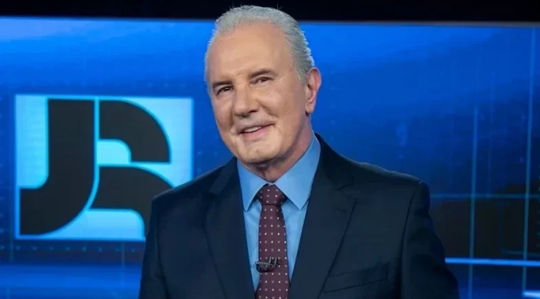 Celso Freitas anuncia aposentadoria após 56 anos na TV
