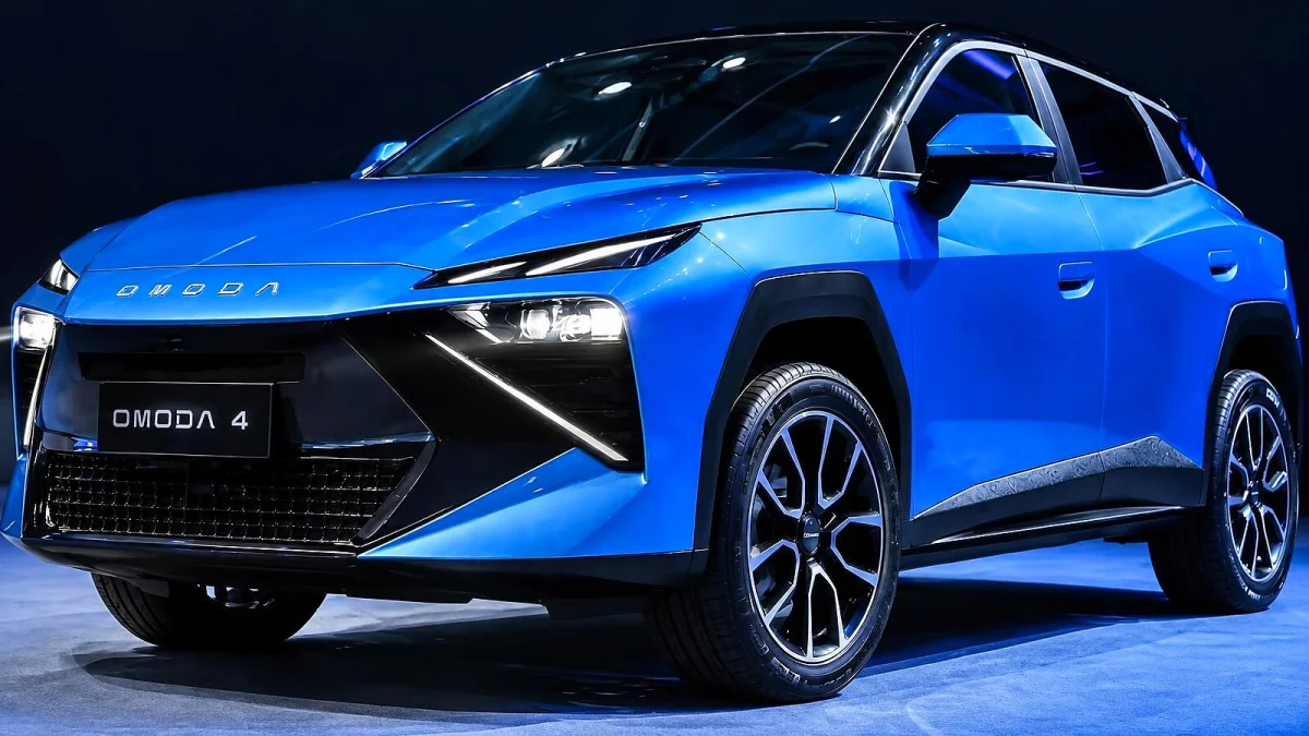 Chery amplia ofensiva: Omoda 4 híbrido flex e três SUVs para o Brasil