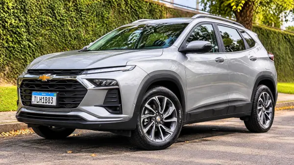 Chevrolet Tracker Premier: desconto de R$ 32.990 reduz vantagem para o Jeep Avenger