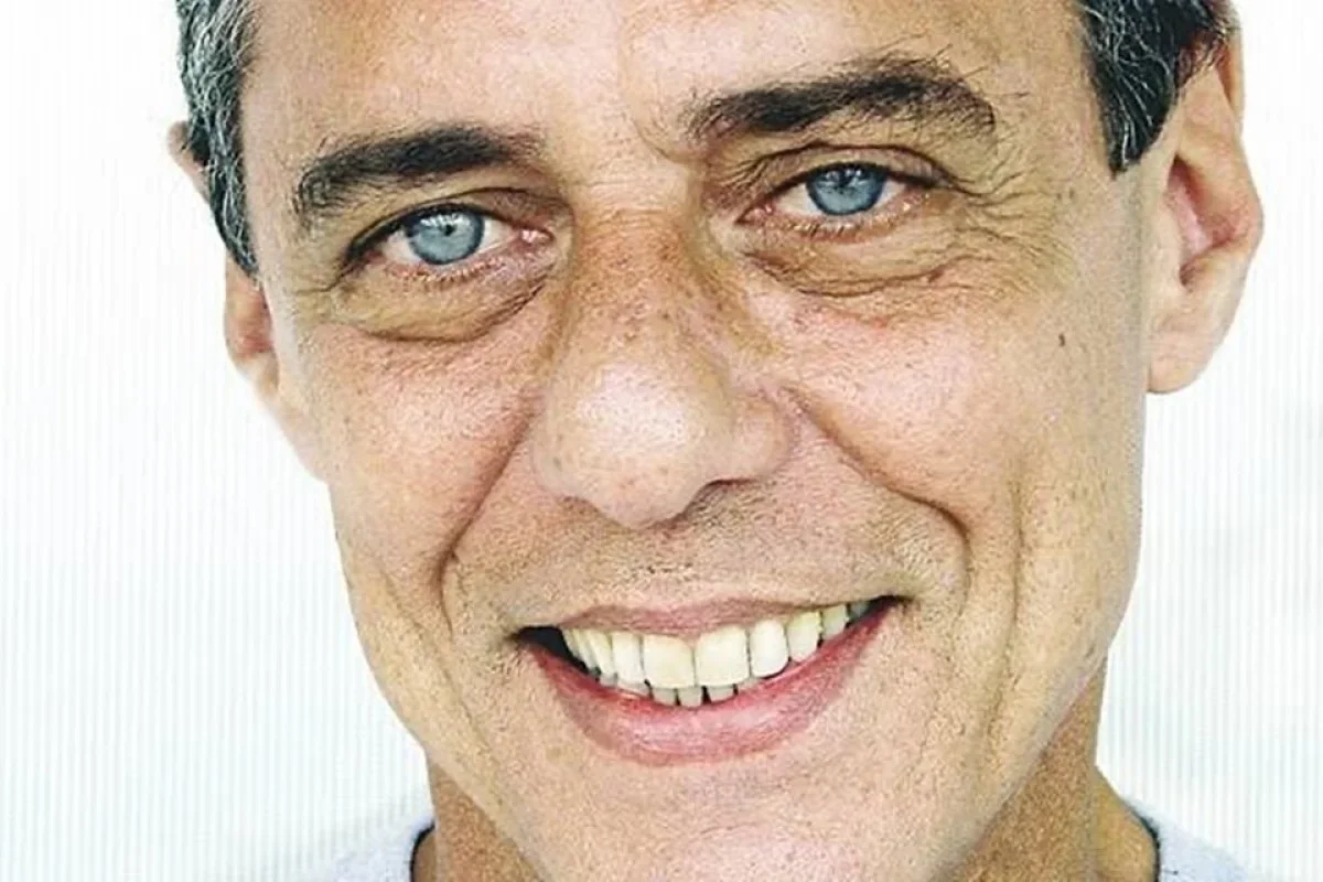 Chico Buarque: médico registrado no CRM-MG é apontado por ameaça