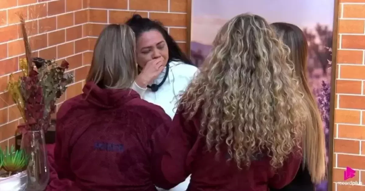 Darlin em A Fazenda 18: ameaça desistir após barraco