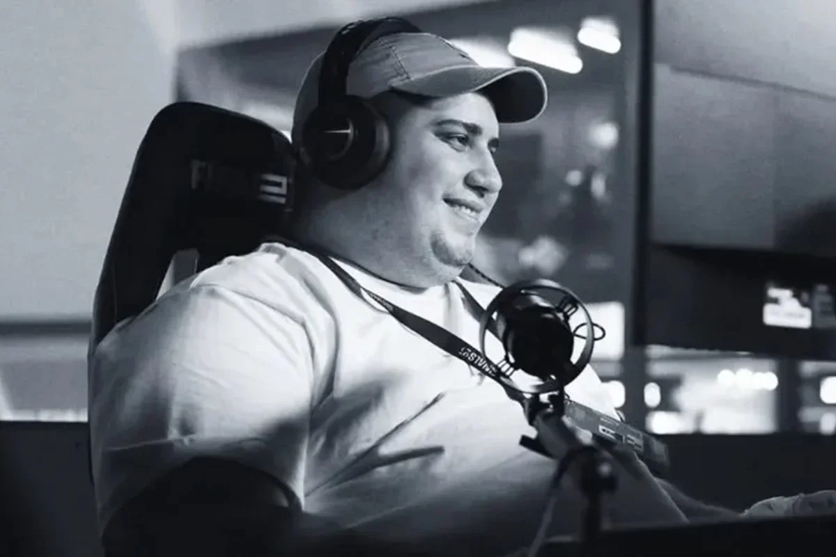 Dedeco: youtuber de futebol morre aos 33 e deixa esposa grávida