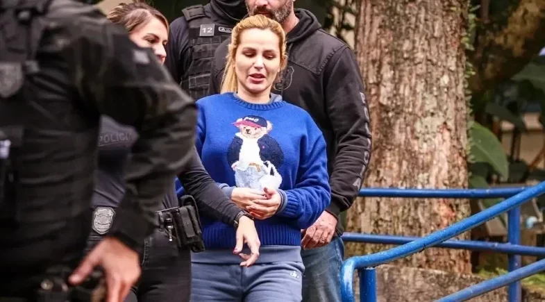 Deolane Bezerra: prisão mantida por suspeita de lavagem do PCC