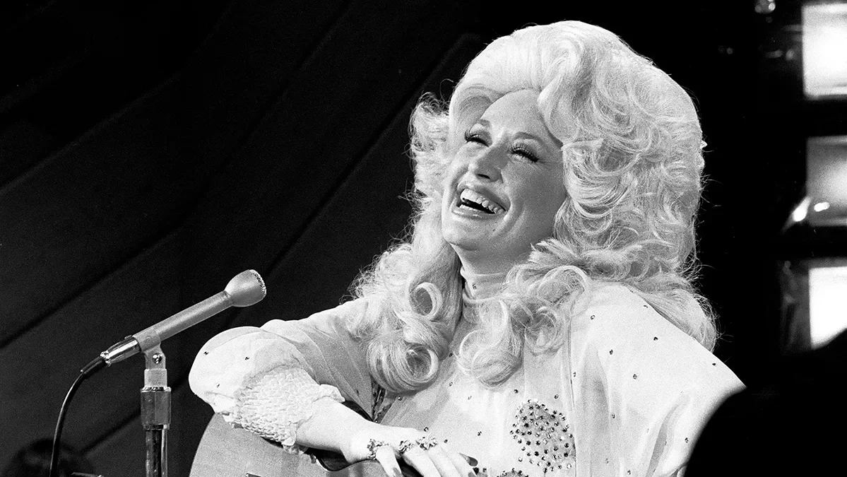 Dolly Parton morre aos 80 e deixa legado de sete décadas