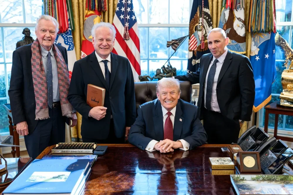 Donald Trump apoia incentivo federal após produtor ameaçar filmar biopic de Nixon no exterior