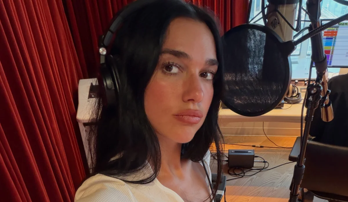 Dua Lipa em estúdio: Mark Ronson e Greg Kurstin aparecem no "DL4"