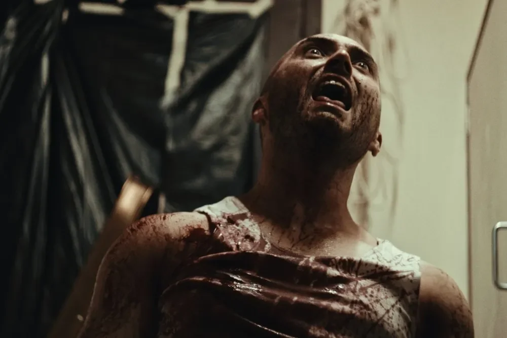 Effigy: primeiras imagens do horror sobrenatural com exorcismo