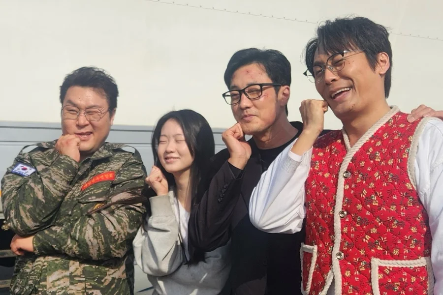 Elenco de Agent Kim Reactivated celebra sucesso e agradece