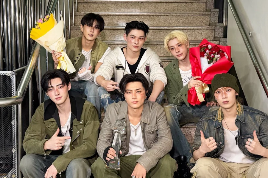 ENHYPEN conquista 3º troféu com "Bloody Paradise" no Music Bank