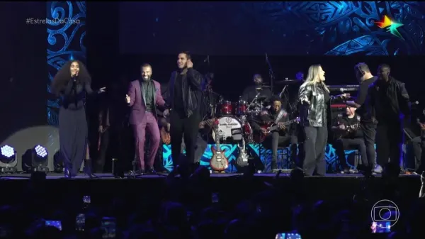 Estrelas da Casa: participantes sobem ao palco com Alexandre Pires