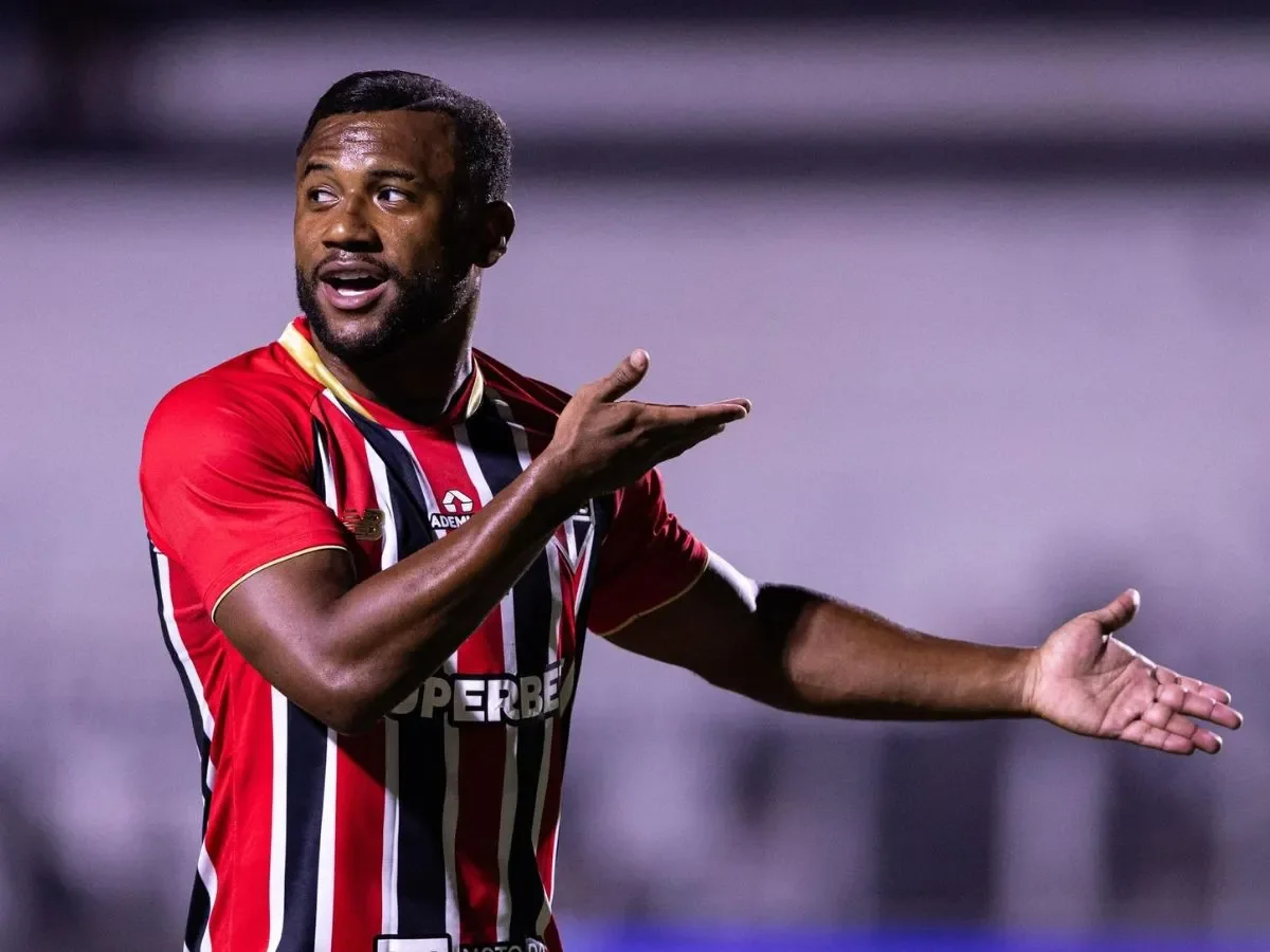 Fortaleza intensifica busca por Luan Santos entre rivais