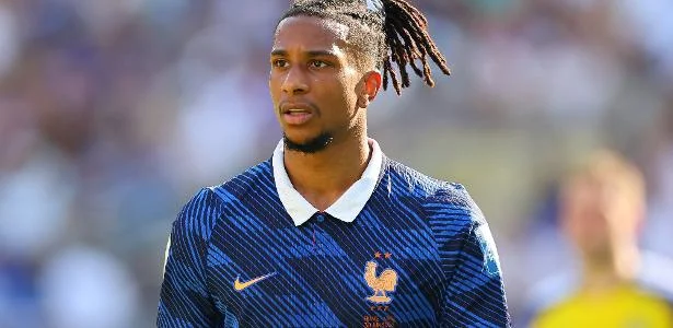 França assume liderança da Fifa após vitória; Brasil em 5º
