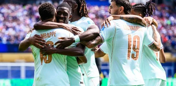 França chega à terceira semifinal seguida: autoridade em campo