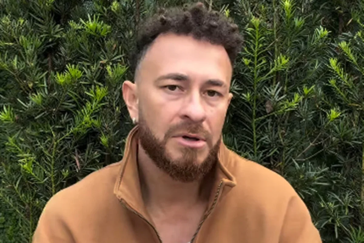Fred Bruno vai prestar queixa após tiro que atingiu seu pé
