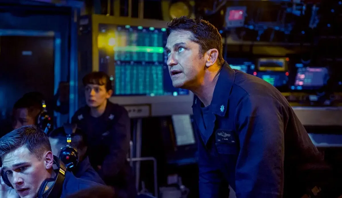 Fúria em Alto Mar: Gerard Butler lidera thriller de tensão militar