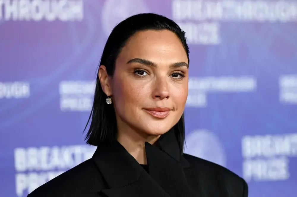 Gal Gadot defende IA nos sets; advogados levaram 6 meses