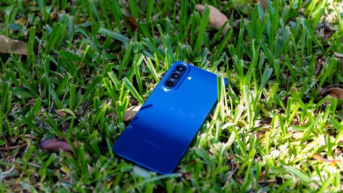 Galaxy A57 despenca 55% e vira opção barata da Samsung