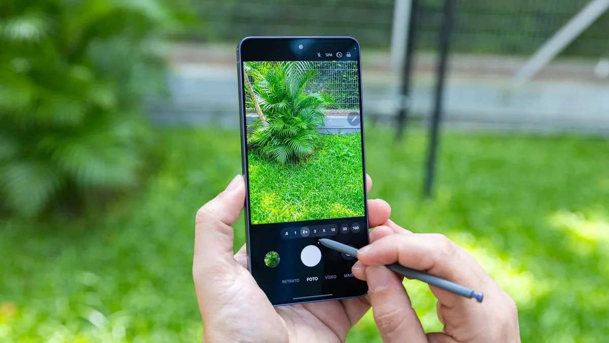 Galaxy S27 Ultra aposta em telefoto 4x com sensor maior
