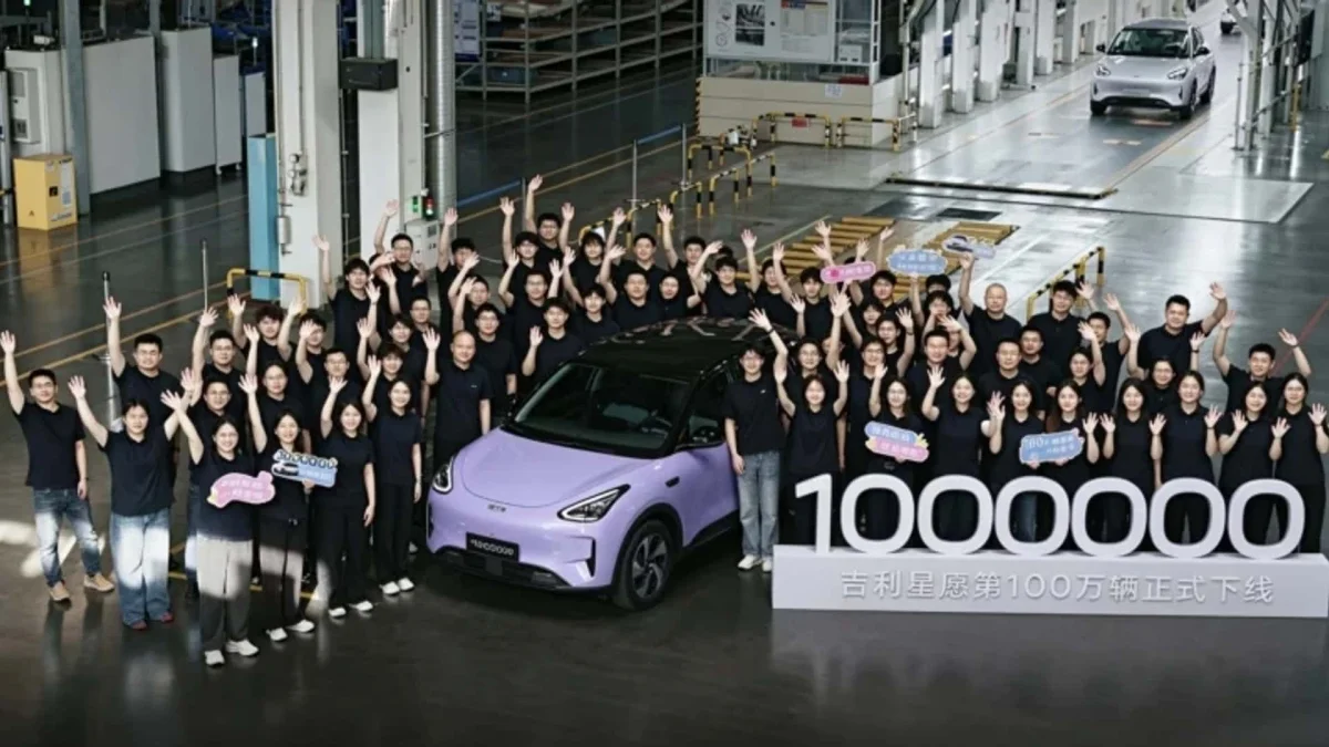 Geely EX2 atinge 1 milhão de unidades produzidas em dois anos