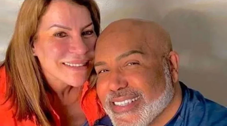 Geralda Helena homenageia Rick e relembra 44 anos de união
