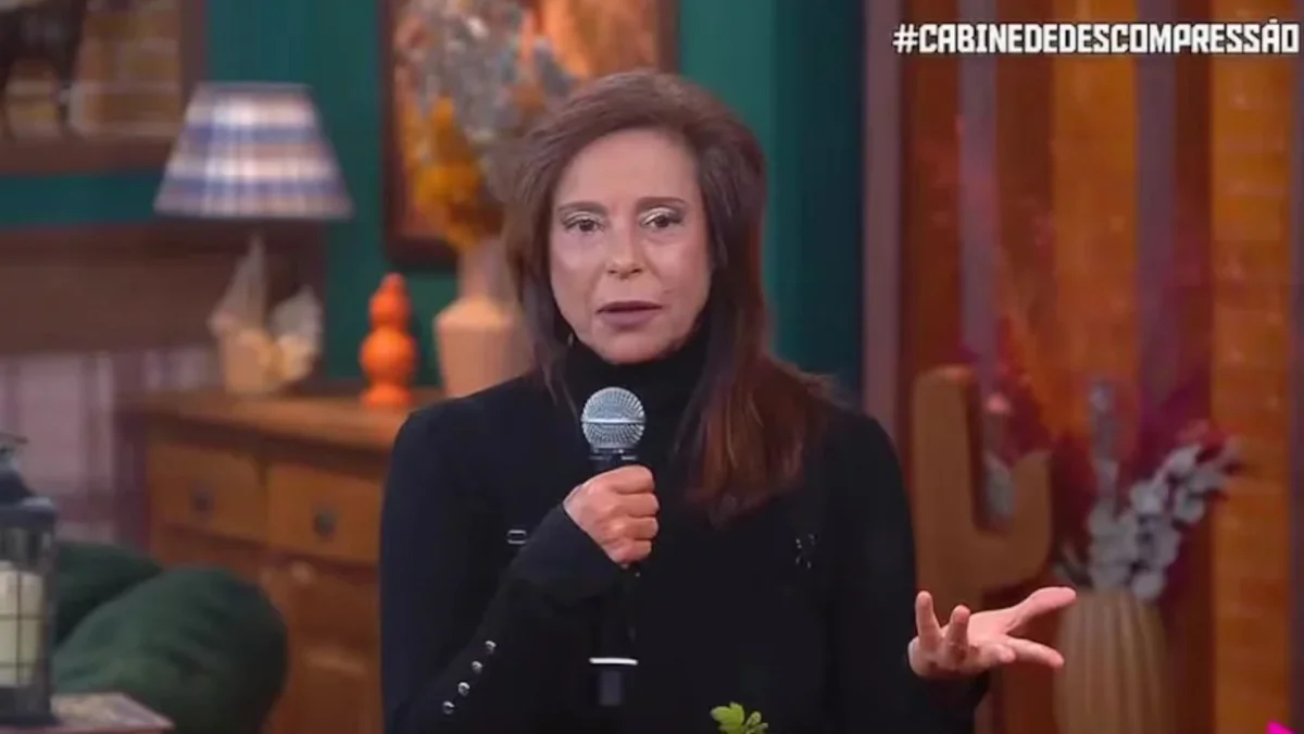 Giovanna detona Darlin na Cabine de Descompressão