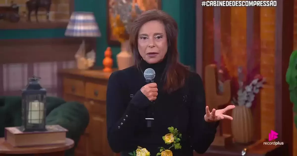 Giovanna Gold detona Darlin na Cabine de Descompressão