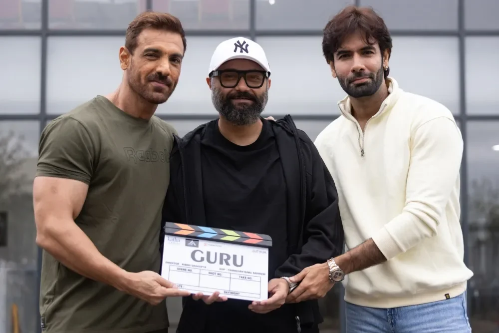 Guru: John Abraham inicia filmagens do thriller psicológico